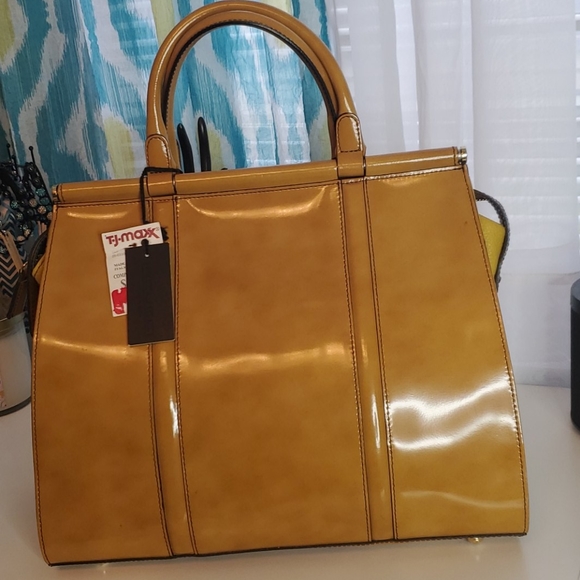 Iacucci Handbags - IACUCCI big Bag NWT